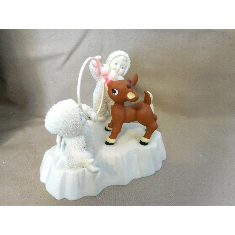 Snowbabies Dept 56 Guest Collection Rudolph‎ Gets Ready Red Nose Blinks + Box